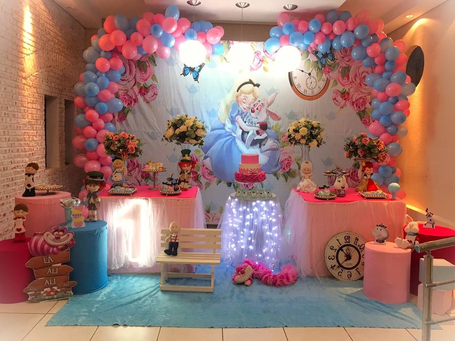 Decoração Fundo do Mar · Alice no País das Maravilhas · Buffet Family