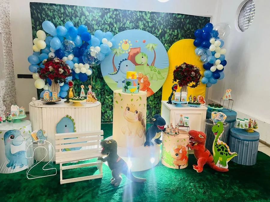 Decoração Dinossauros · Dinossauro · Buffet Family