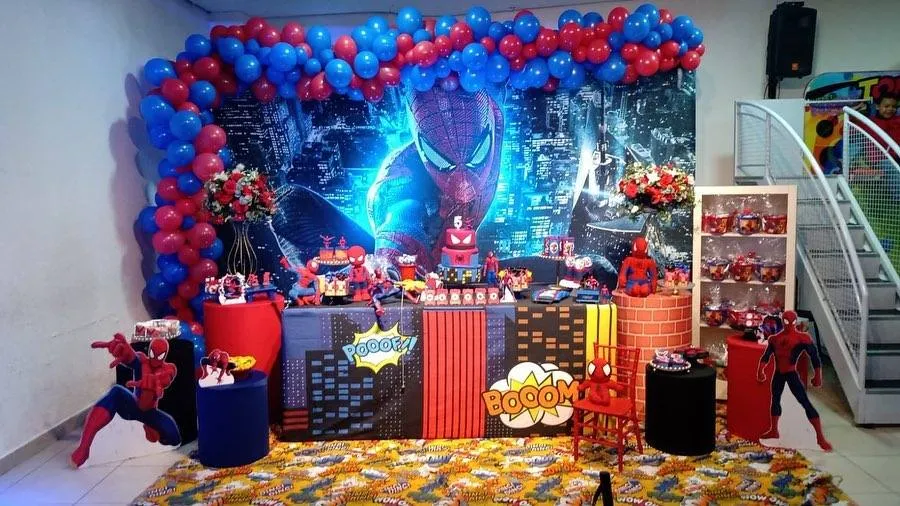 Decoração Homem-Aranha · Homem-Aranha 4 · Buffet Family