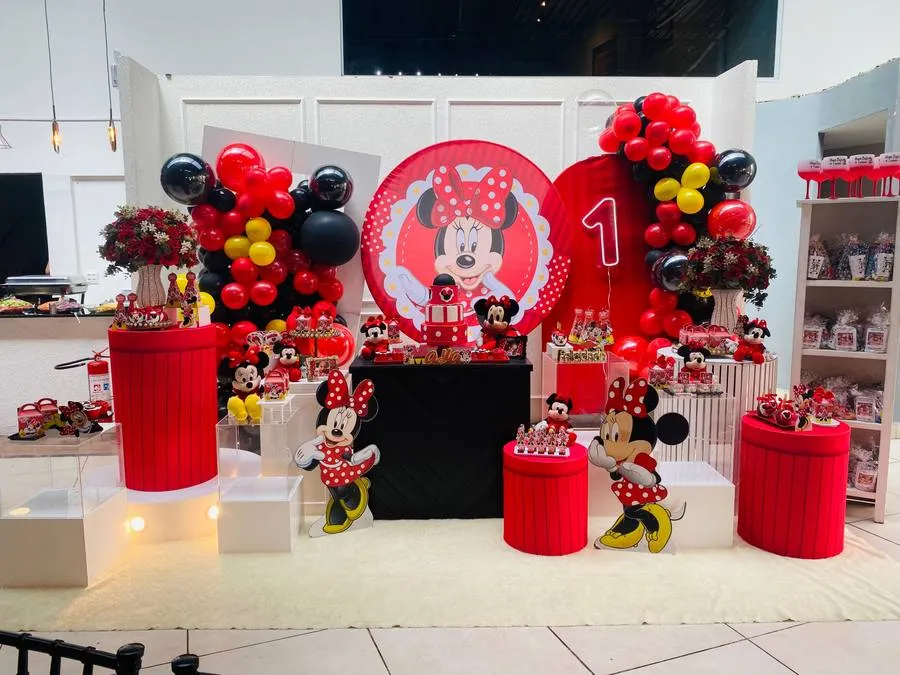 Decoração Minnie · Minnie Vermelha · Buffet Family