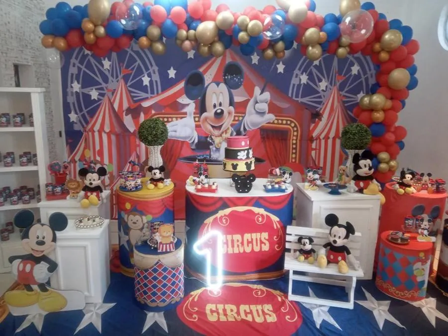 Decoração Mickey · Mickey Circo 2 · Buffet Family
