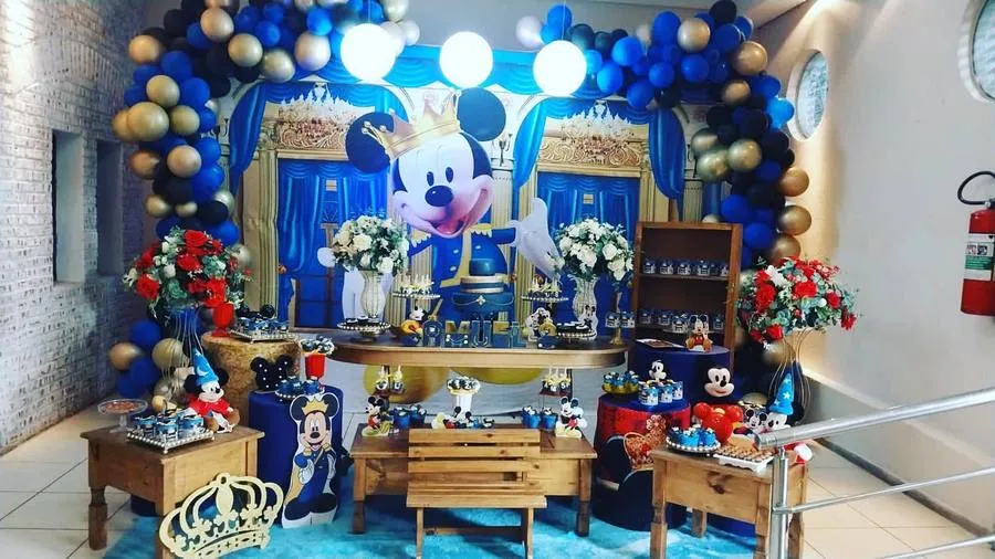 Decoração Mickey · Mickey Rei · Buffet Family