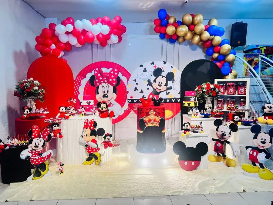 Decoração Minnie · Mickey e Minnie · Buffet Family