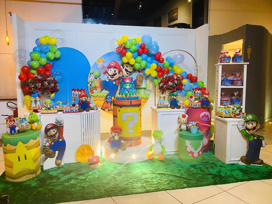 Decoração Fundo do Mar · Super Mario Bros 4 · Buffet Family