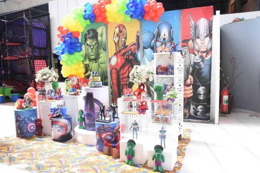 Decoração Vingadores · Vingadores · Buffet Family