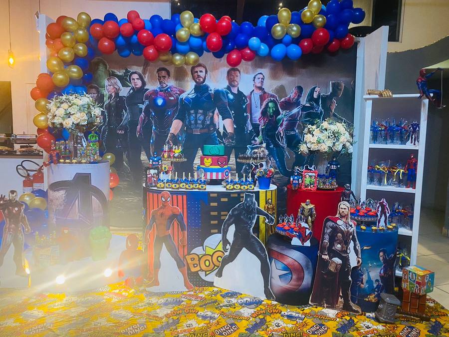 Decoração Vingadores · Vingadores · Buffet Family