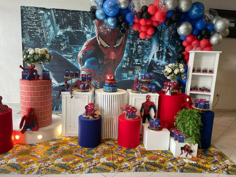 Decoração Homem-Aranha · Homem-Aranha 5 · Buffet Family
